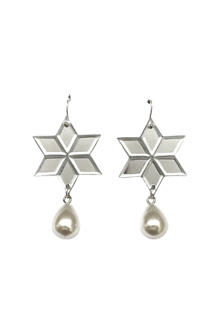 Silver mirror plexiglass star shaped earrings with pearl drop pendant. 