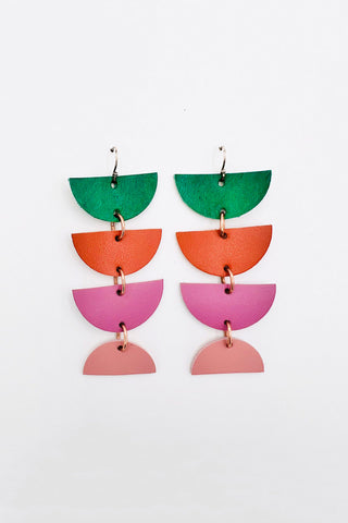 Dangle earrings made of 4 leather semi circles.