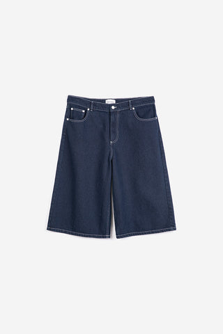 Dark blue denim bermuda shorts with white contrast stitching. 