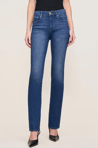 Woman wearing mid-rise straight leg Mara Jeans in Santa Monica Wash by DL1961. 