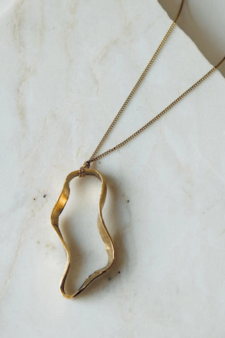 Tilly D'Oro Gold Plated Puddle Necklace. 
