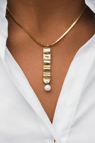 Collier Wave and Pearl
