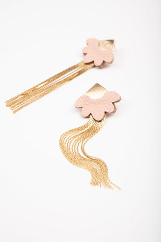 Scalloped light pink leather with brass chain earrings. 