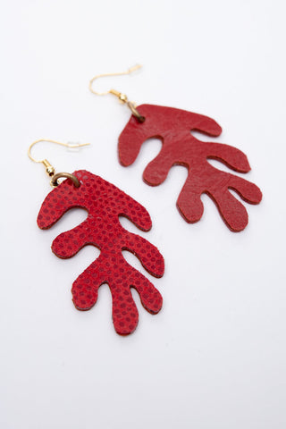 Red leather coral-shaped Veinage earring. 