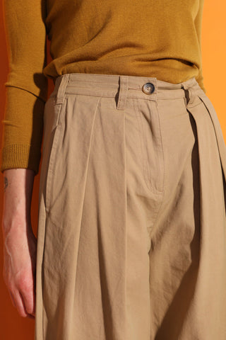 Close-up of camel cotton twill pleated LF Markey Jenkin pants. 